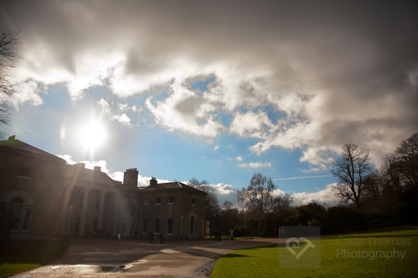 The exterior of Kenwood house in the sun
