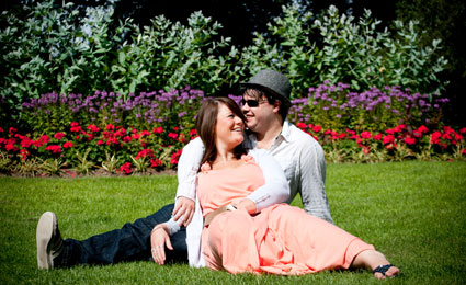 What to wear for your engagement session photo